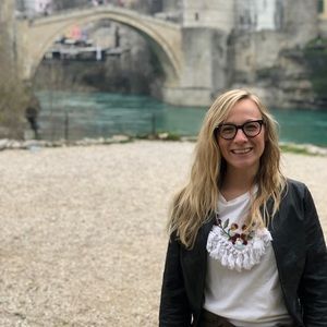 Meet your Posher, Holly